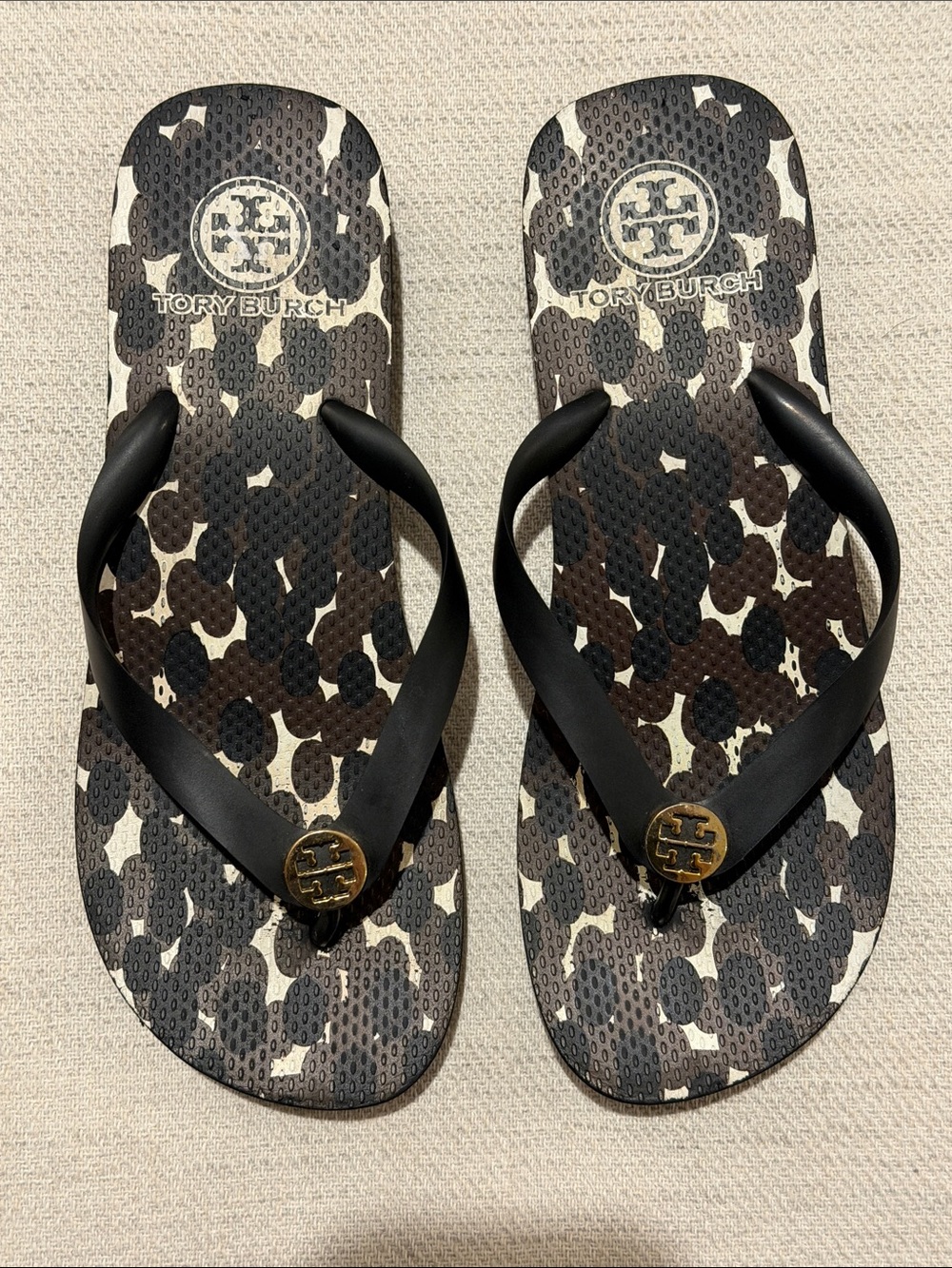Tory Burch flip flop sandals - size 8.5